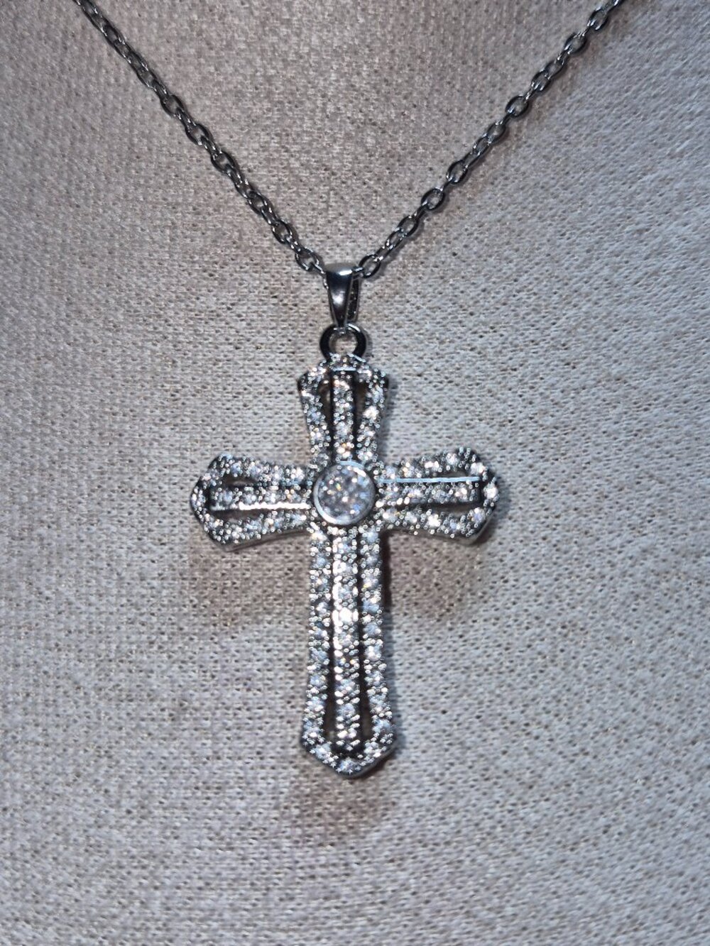New Swarovski Crystal Clear Pave Cross Necklace 18k WG 18"